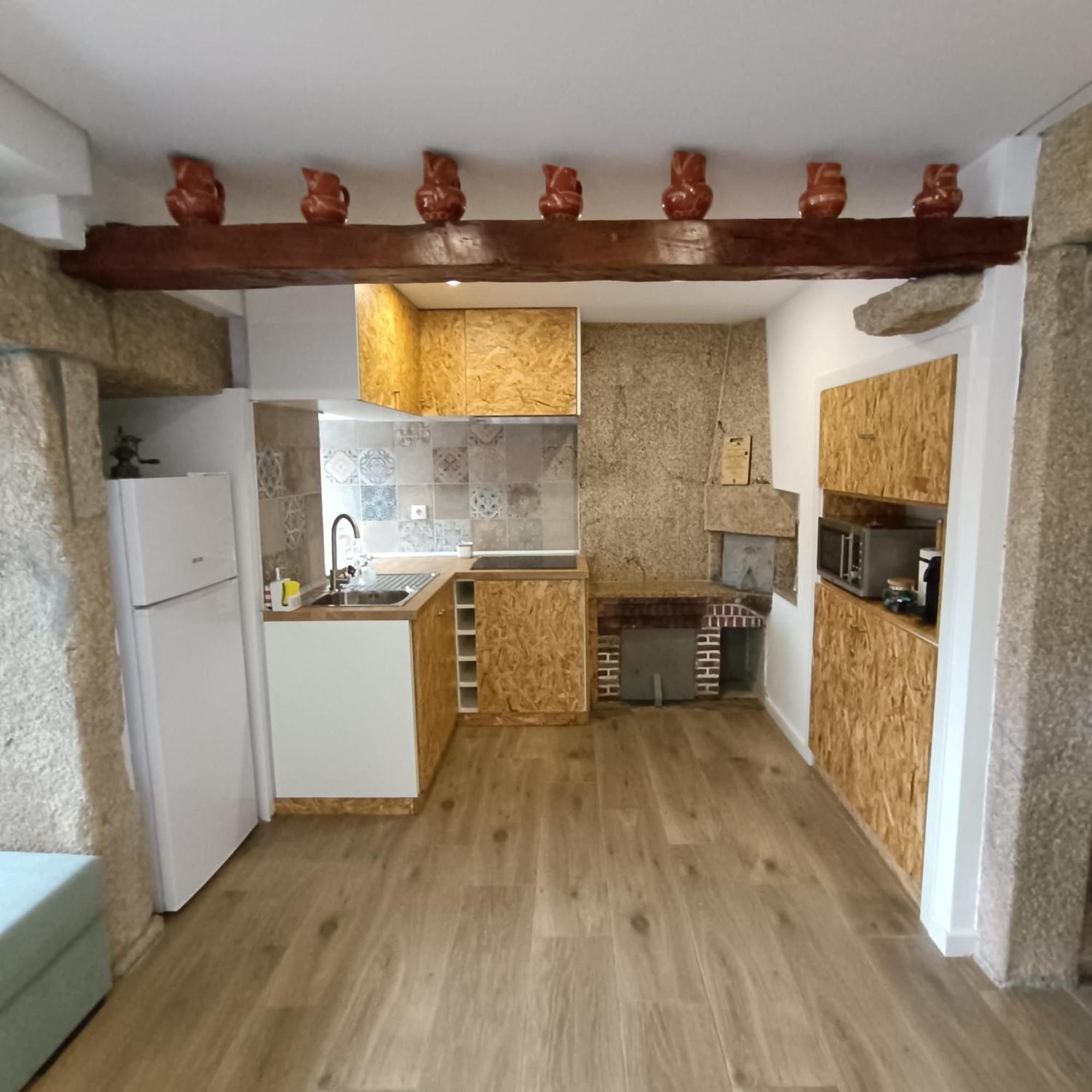 Albergue Ultreya Еспосенде Екстериор снимка