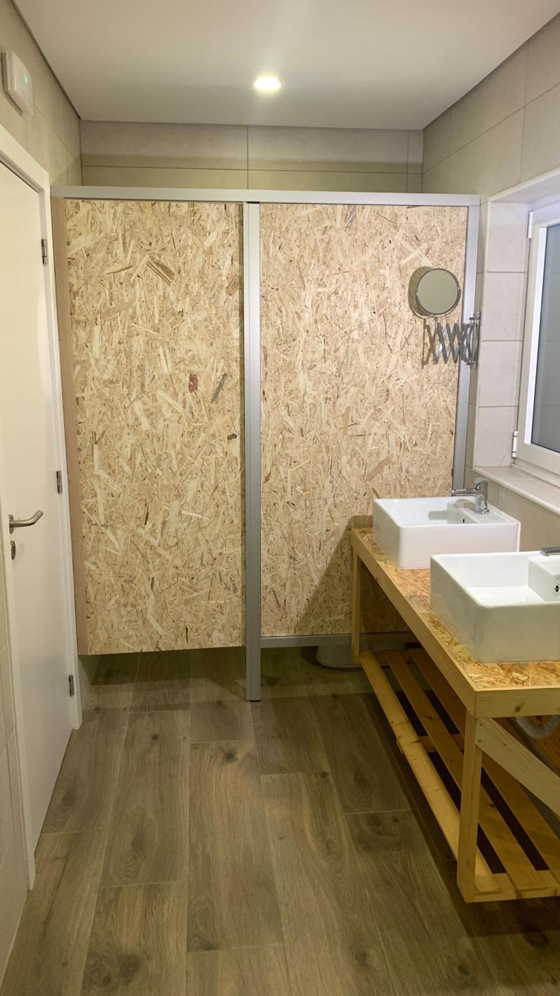 Albergue Ultreya Еспосенде Екстериор снимка